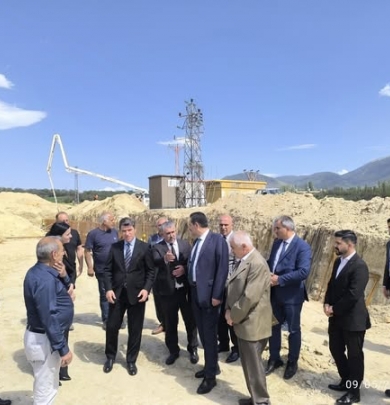 Amasya Valimiz Sn.Önder BAKAN ve Milletvekilimiz Sn.Haluk İPEK, ihalesi kısa önce yapılıp çalışmaları başlayan Bülent Börekçilik 2.Üretim Tesisi inşaatında incelemelerde bulundular. 