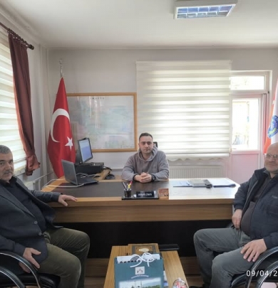 Başkan DEMİR, 10 Nisan Polis Haftası dolayısıyla İlçe Emniyete ziyaret etti.
