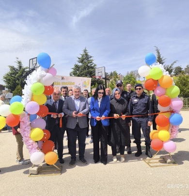 Başkan DEMİR, Tübitak 4006 Bilim Fuarı Şenliği’ne Katıldı.
