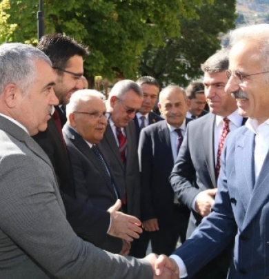 Belediye Başkanımız Cihan DEMİR, İlimize gelen Ulaştırma ve Altyapı Bakanımız Sayın Abdulkadir URALOĞLU’nu öncülüğünde gerçekleştirilen İl Koordinasyon propramına katıldı. 