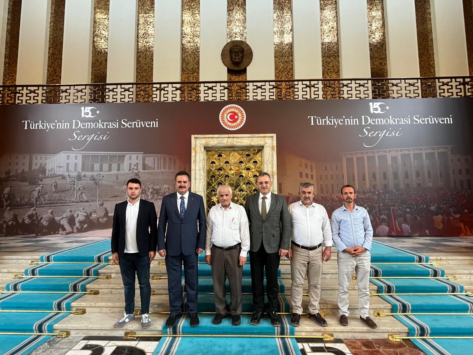 Başkan DEMİR, Ankara'da Milletvekillerimiz Av.Haluk İPEK ve Hasan ÇİLEZ 'e ziyaret gerçekleştirdi.