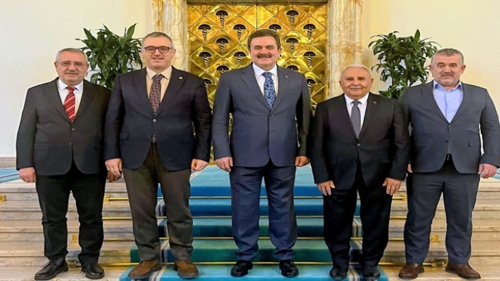 Belediye Başkanımız Cihan DEMİR, Türkiye Büyük Millet Meclisi’nde Milletvekillerimiz Sn. Haluk İPEK ve Sn. Hasan ÇİLEZ’i ziyaret etti. 
