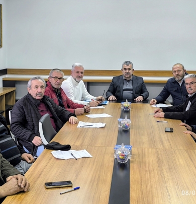 2026 yılının ilk Belediye Meclis Toplantısı, Belediye Başkanımız Sn. Cihan DEMİR başkanlığında, meclis üyelerimizin katılımıyla gerçekleşti.