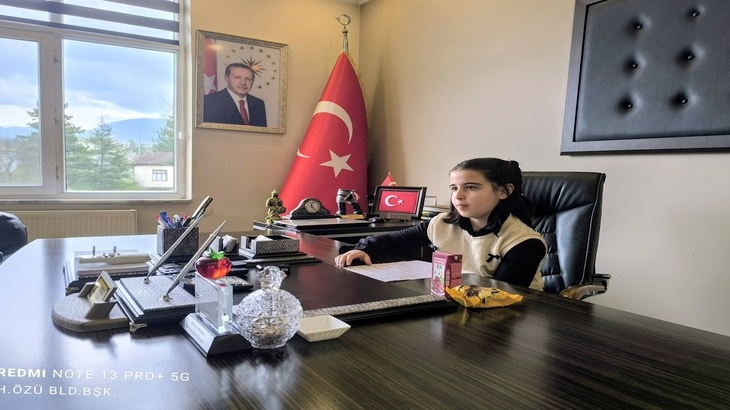 23 Nisan Ulusal Egemenlik ve Çocuk Bayramı kapsamında, geleceğimizin teminatı olan çocuklarımızı belediyemizde ağırlamanın mutluluğunu yaşadık. 