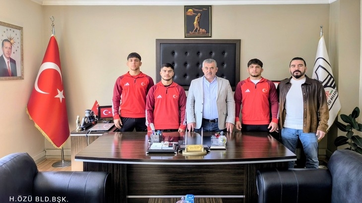Milli Sporcularımızdan Belediye Başkanımız Cihan DEMİR'e Ziyaret.